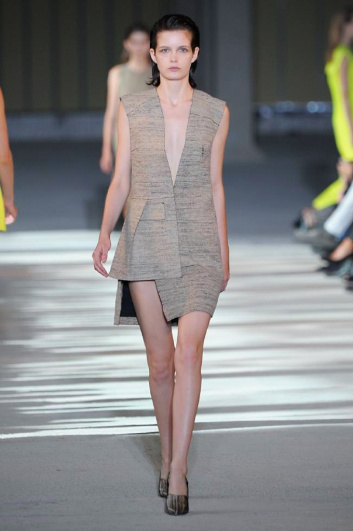 Fotoservizio/SS 2014/WOMEN/COSTUME NATIONAL/DP2/1