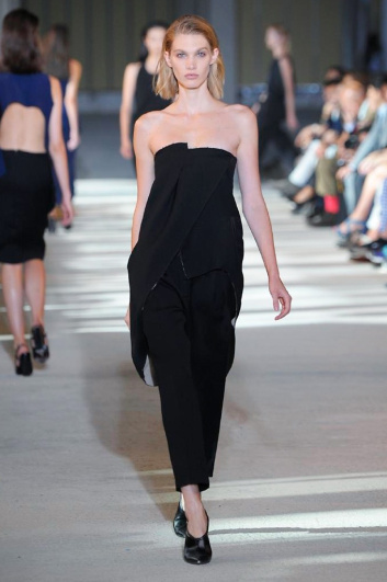 Fotoservizio/SS 2014/WOMEN/COSTUME NATIONAL/DP2/1