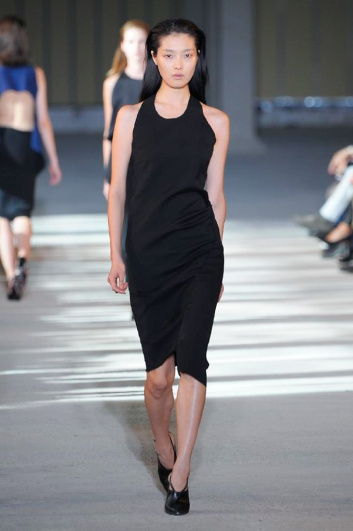 Fotoservizio/SS 2014/WOMEN/COSTUME NATIONAL/DP2/2