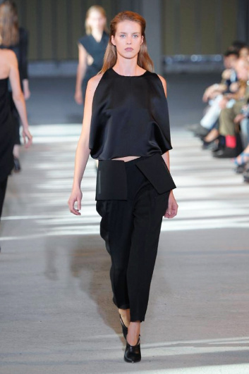 Fotoservizio/SS 2014/WOMEN/COSTUME NATIONAL/DP2/3