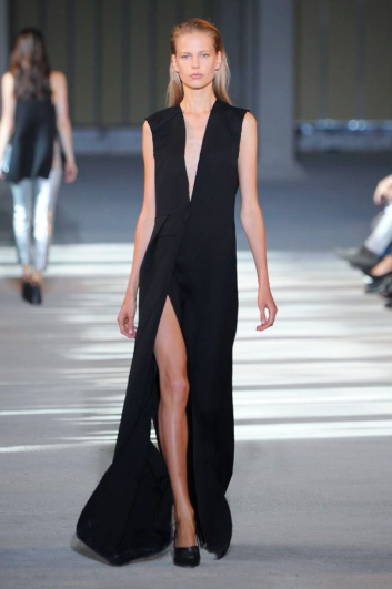 Fotoservizio/SS 2014/WOMEN/COSTUME NATIONAL/DP2/1