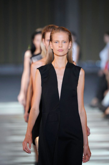 Fotoservizio/SS 2014/WOMEN/COSTUME NATIONAL/DP2/2