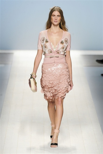 Fotoservizio/SS 2012/WOMEN/BLUGIRL/35