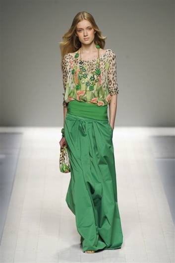 Fotoservizio/SS 2012/WOMEN/BLUGIRL/29