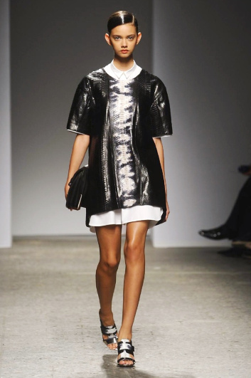 Fotoservizio/SS 2014/WOMEN/PORTS 1961/DP2/27
