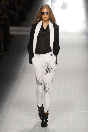 Fotoservizio/SS 2014/WOMEN/BLUMARINE/DP2/7