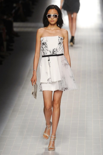 Fotoservizio/SS 2014/WOMEN/BLUMARINE/DP2/2