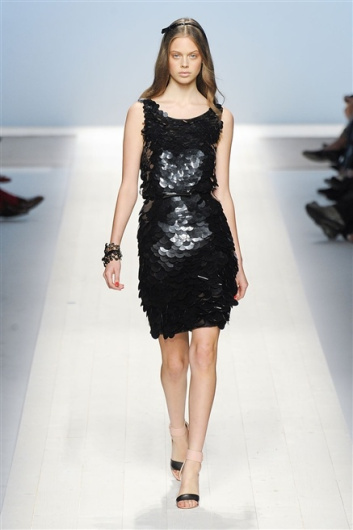 Fotoservizio/SS 2012/WOMEN/BLUGIRL/46