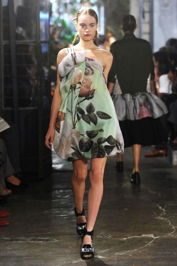 Fotoservizio/SS 2014/WOMEN/ANTONIO MARRAS/DP2/3