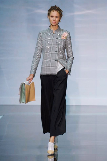 Fotoservizio/SS 2014/WOMEN/EMPORIO ARMANI/DP2/7