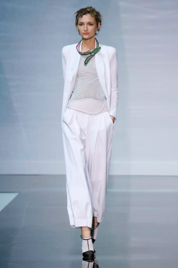 Fotoservizio/SS 2014/WOMEN/EMPORIO ARMANI/DP2/9