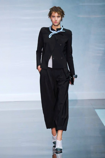 Fotoservizio/SS 2014/WOMEN/EMPORIO ARMANI/DP2/12
