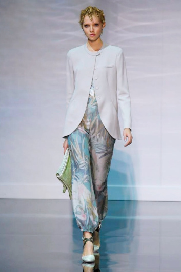 Fotoservizio/SS 2014/WOMEN/EMPORIO ARMANI/DP2/5