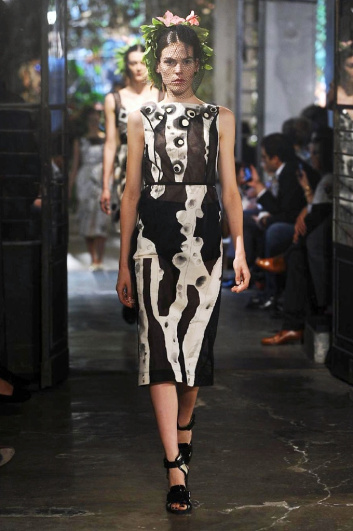 Fotoservizio/SS 2014/WOMEN/ANTONIO MARRAS/DP2/1