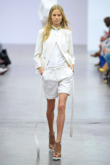 Fotoservizio/SS 2014/WOMEN/ICEBERG/DP2/0