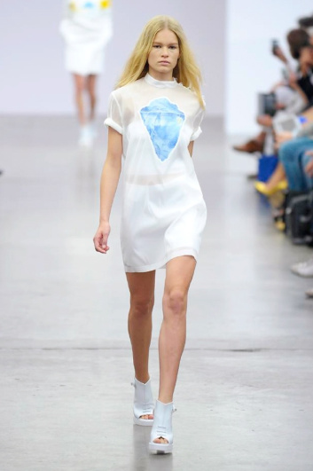 Fotoservizio/SS 2014/WOMEN/ICEBERG/DP2/8