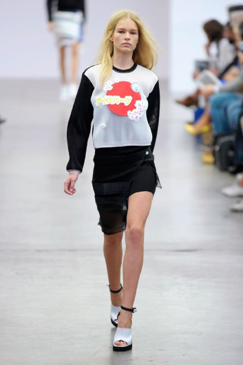 Fotoservizio/SS 2014/WOMEN/ICEBERG/DP2/3