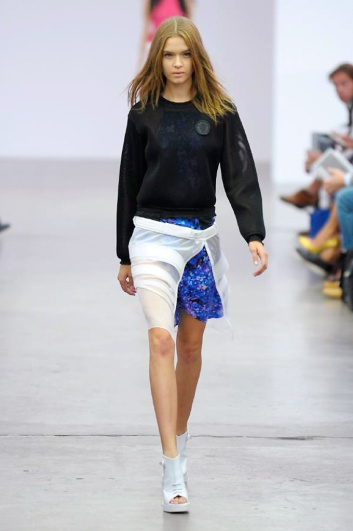 Fotoservizio/SS 2014/WOMEN/ICEBERG/DP2/4