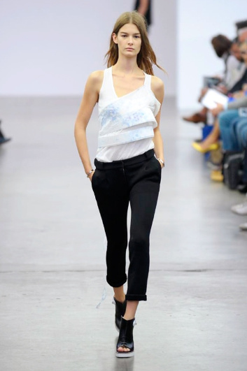 Fotoservizio/SS 2014/WOMEN/ICEBERG/DP2/7