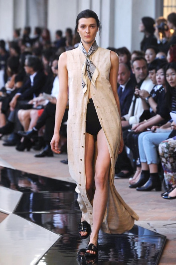 Fotoservizio/SS 2014/WOMEN/TRUSSARDI/DP2/14