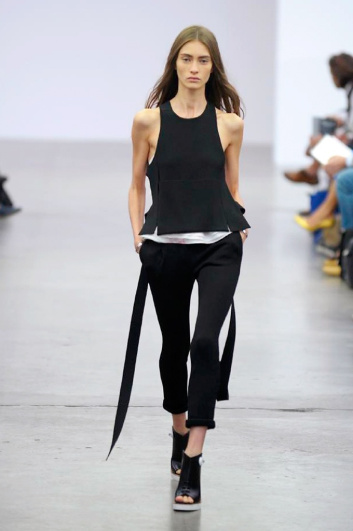 Fotoservizio/SS 2014/WOMEN/ICEBERG/DP2/11