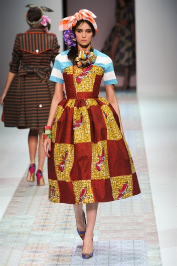 Fotoservizio/SS 2014/WOMEN/STELLA JEAN/DP1/16