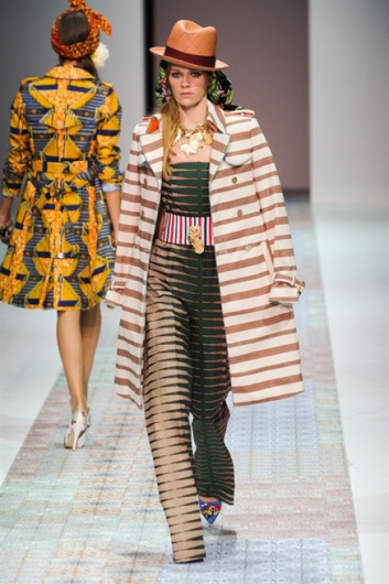 Fotoservizio/SS 2014/WOMEN/STELLA JEAN/DP1/23