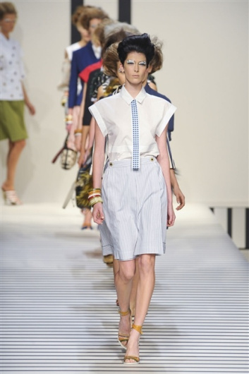 Fotoservizio/SS 2012/WOMEN/FENDI/44