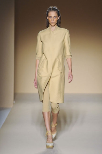 Fotoservizio/SS 2012/WOMEN/MAX MARA/1