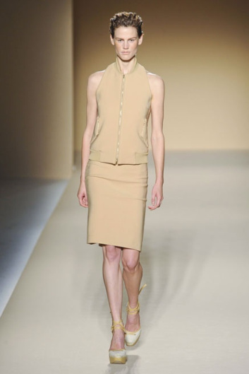 Fotoservizio/SS 2012/WOMEN/MAX MARA/2