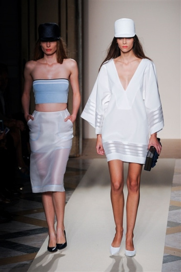 Fotoservizio/SS 2014/WOMEN/GRINKO/DP1/21