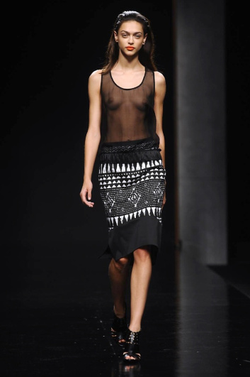 Fotoservizio/SS 2014/WOMEN/JOHN RICHMOND/DP2/2