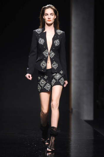 Fotoservizio/SS 2014/WOMEN/JOHN RICHMOND/DP2/0