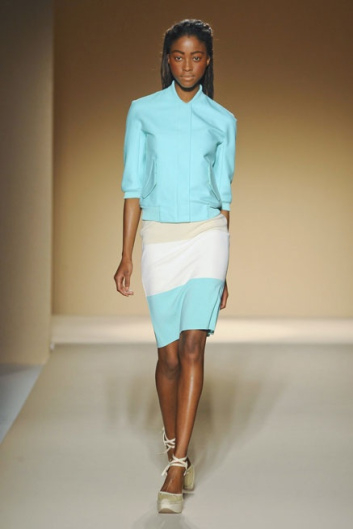 Fotoservizio/SS 2012/WOMEN/MAX MARA/7