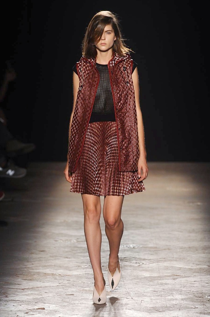 Fotoservizio/SS 2014/WOMEN/MARCO DE VINCENZO/DP2/4