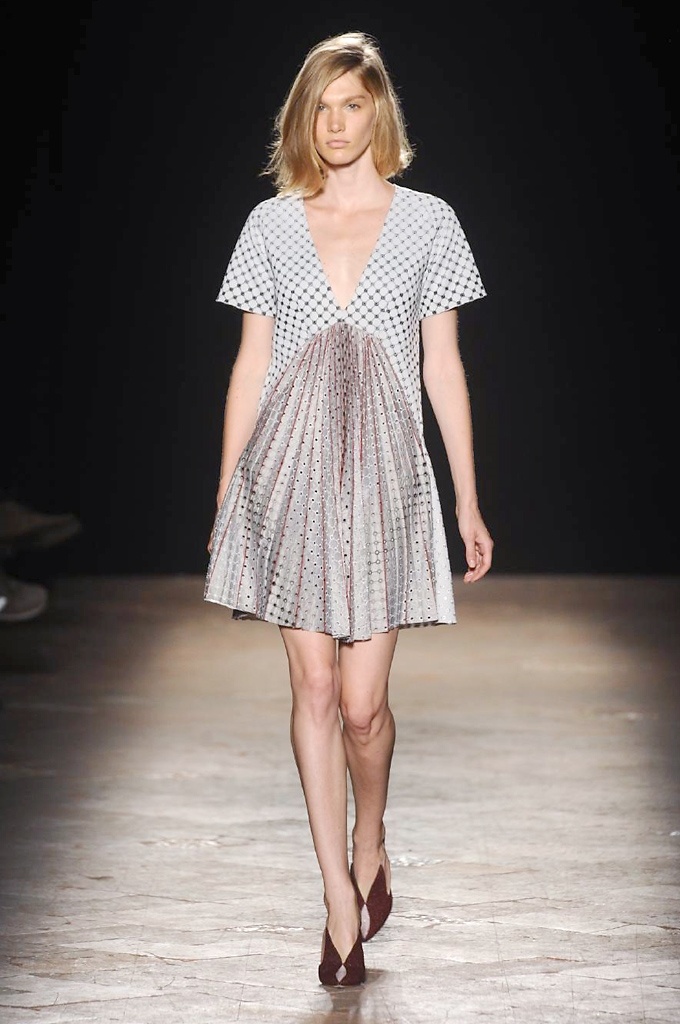 Fotoservizio/SS 2014/WOMEN/MARCO DE VINCENZO/DP2/7