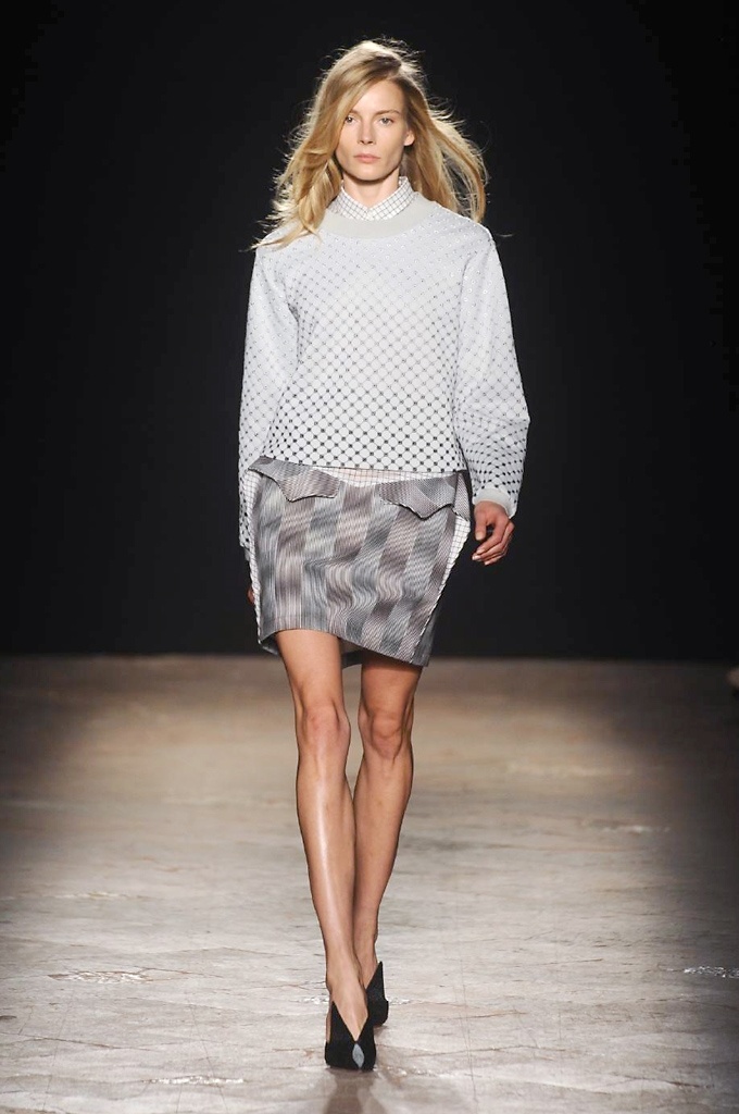 Fotoservizio/SS 2014/WOMEN/MARCO DE VINCENZO/DP2/8
