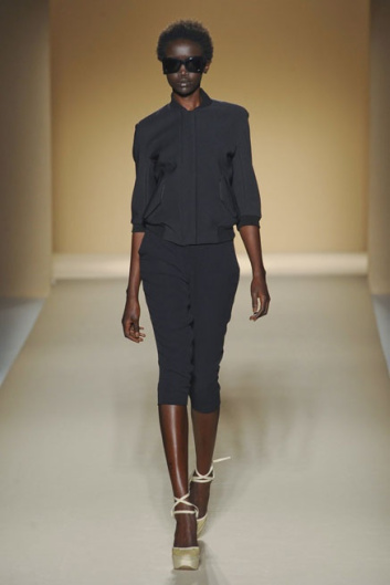 Fotoservizio/SS 2012/WOMEN/MAX MARA/32