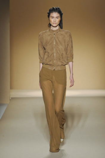 Fotoservizio/SS 2012/WOMEN/MAX MARA/33
