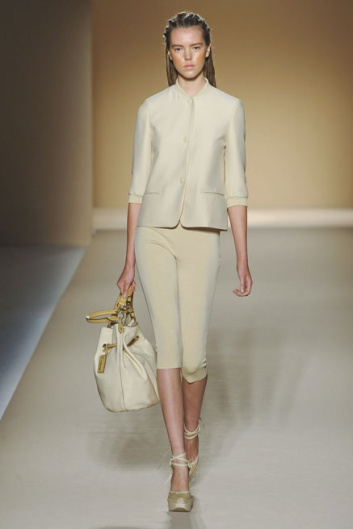 Fotoservizio/SS 2012/WOMEN/MAX MARA/24