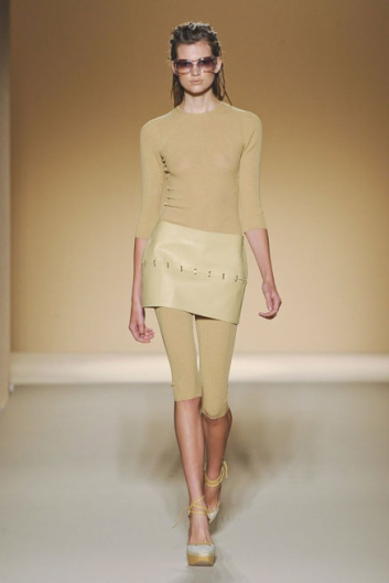 Fotoservizio/SS 2012/WOMEN/MAX MARA/26