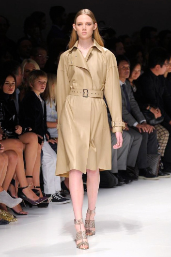 Fotoservizio/SS 2014/WOMEN/SALVATORE FERRAGAMO/DP2/27