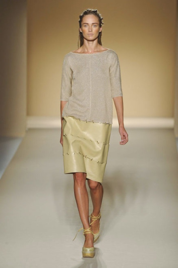 Fotoservizio/SS 2012/WOMEN/MAX MARA/43