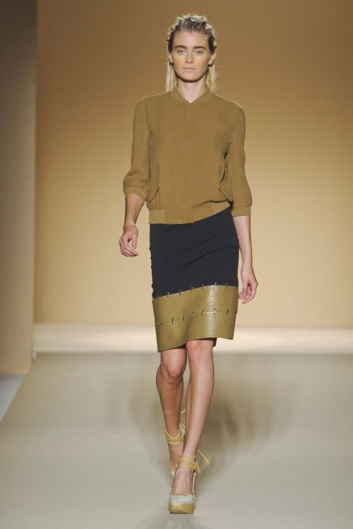 Fotoservizio/SS 2012/WOMEN/MAX MARA/34