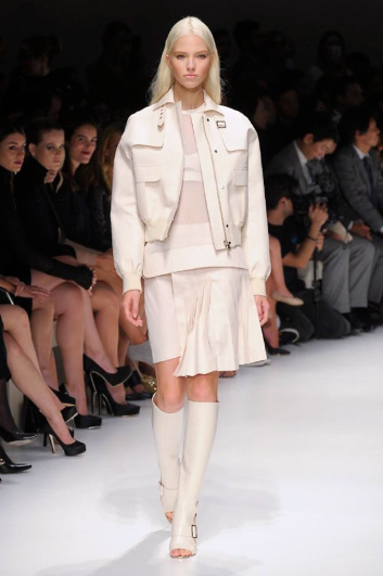 Fotoservizio/SS 2014/WOMEN/SALVATORE FERRAGAMO/DP2/10