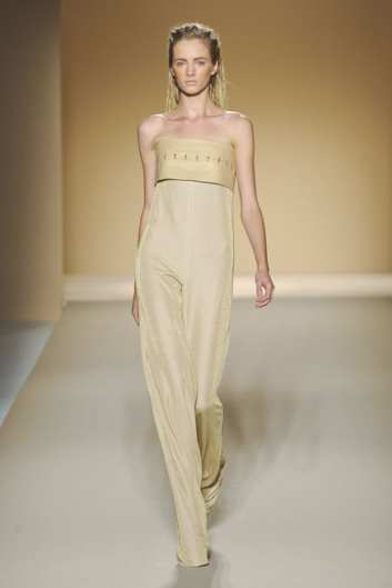 Fotoservizio/SS 2012/WOMEN/MAX MARA/44