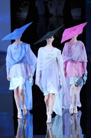 Fotoservizio/SS 2014/WOMEN/GIORGIO ARMANI/DP2/0