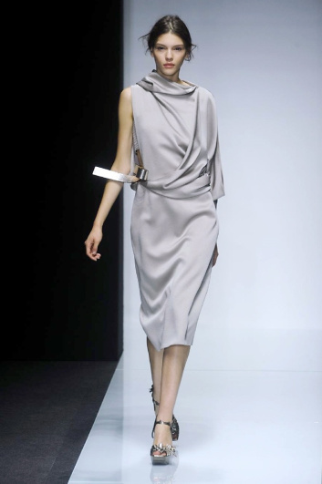 Fotoservizio/SS 2014/WOMEN/GIANFRANCO FERRE'/DP2/3