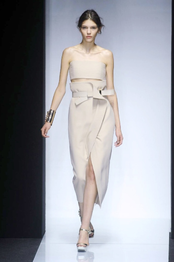 Fotoservizio/SS 2014/WOMEN/GIANFRANCO FERRE'/DP2/0