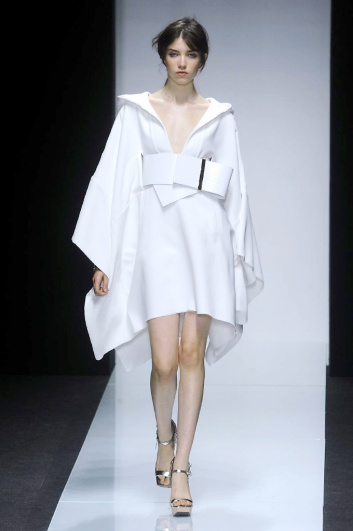 Fotoservizio/SS 2014/WOMEN/GIANFRANCO FERRE'/DP2/1
